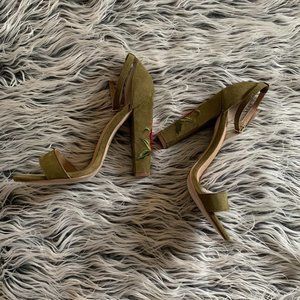 FRH "Rosemary" Faux Suede Heels Size 8